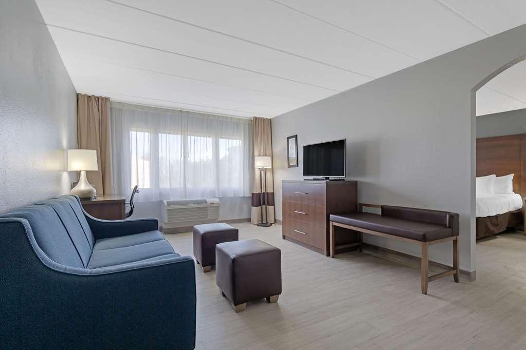 Clarion Hotel & Suites BWI Airport North Baltimore Habitación foto